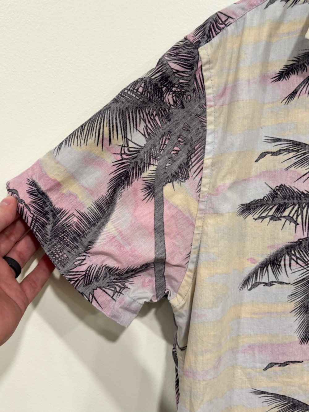 Denim & Flower Pink and Beige Palm Print Short Sleeve Button-Down Slim Fit - Picture 3 of 8